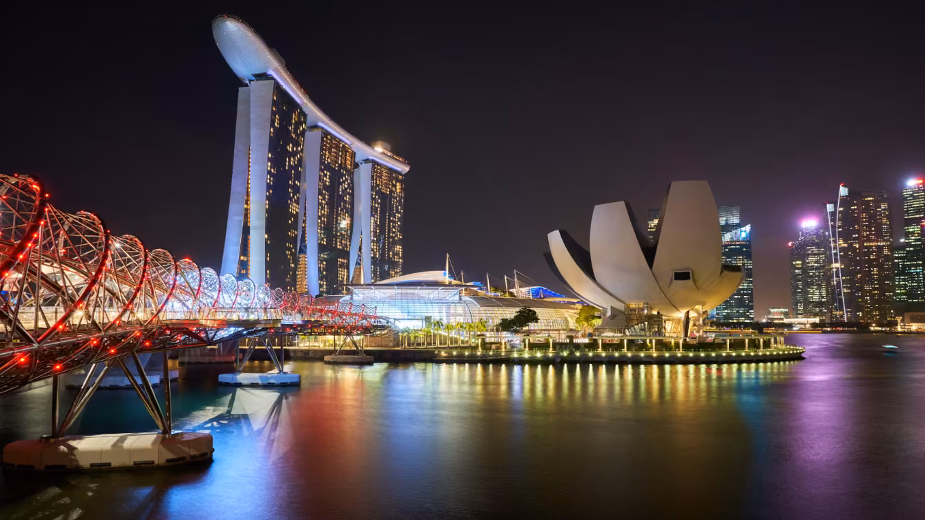 Singapore's Marina Bay Sands at night